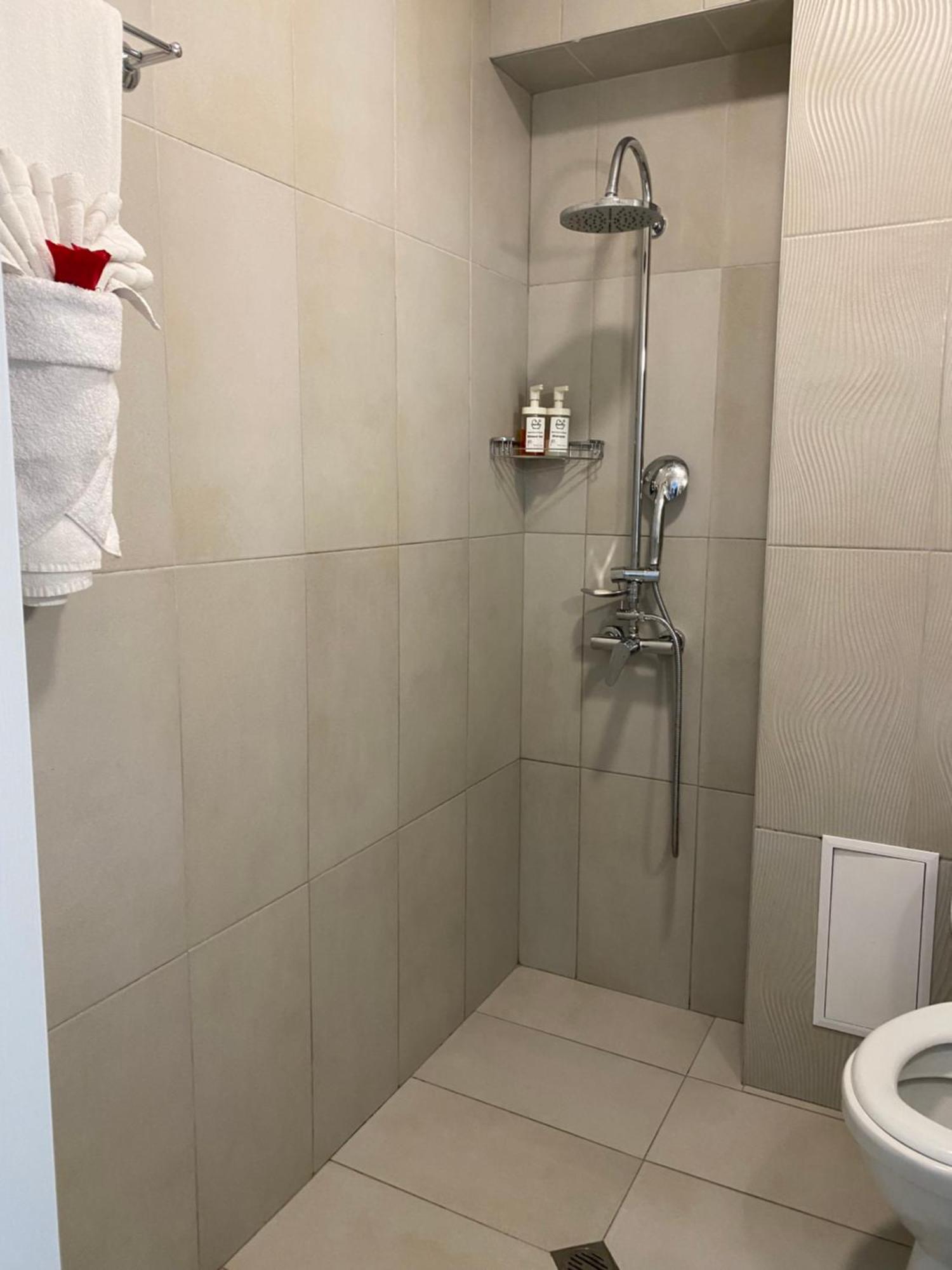 Apartments Siyana Warna Zewnętrze zdjęcie